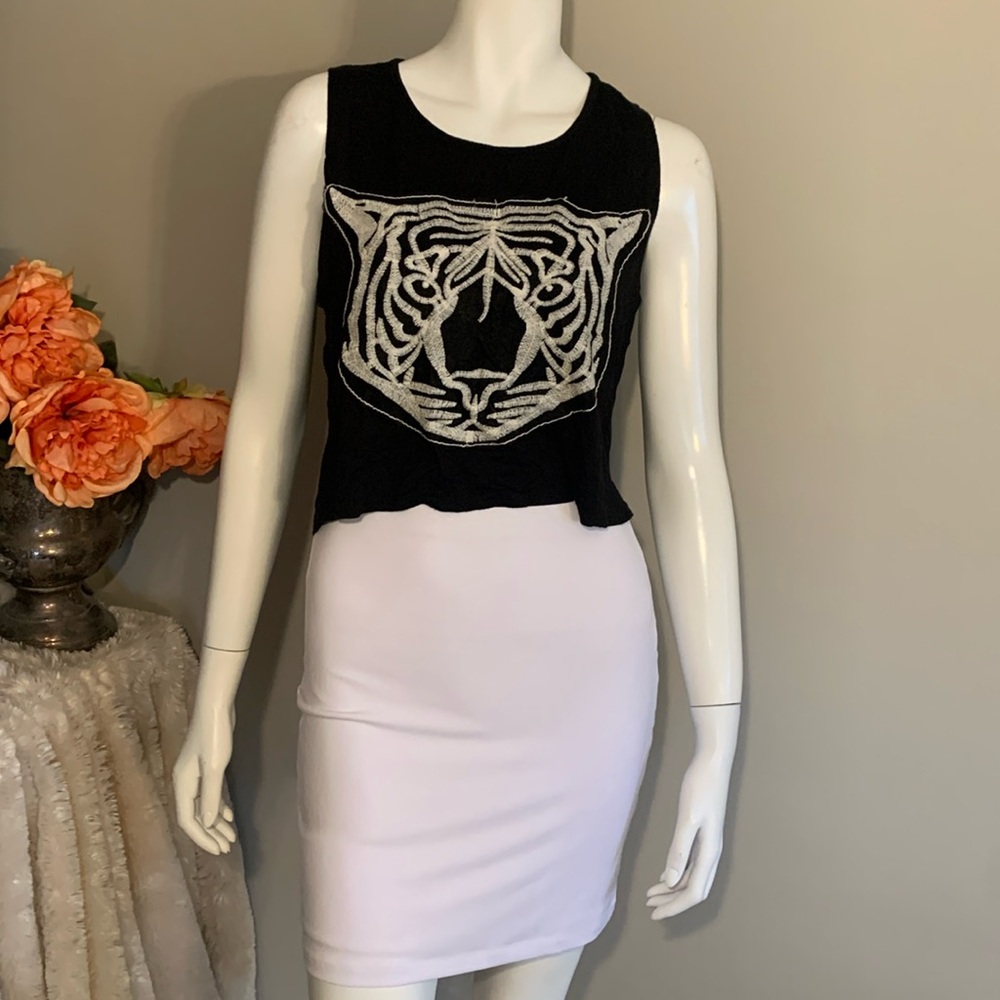 🐯Cropped embroidery Tiger tank Small
